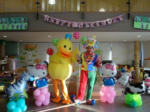 1120台南生日派對魔術小丑氣球表演+黃色小鴨人偶 (10)