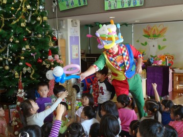 1120台南生日派對魔術小丑氣球表演+黃色小鴨人偶 (7)