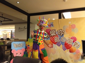 高雄生日派對小丑表演@SOGO百貨公司 (3)
