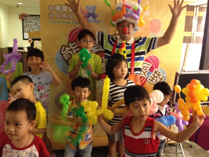 高雄生日派對小丑表演@SOGO百貨公司 (4)