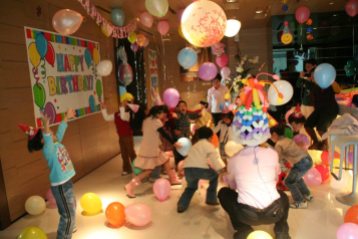 高雄生日派對魔術表演+遊戲互動+爆破氣球 (20)