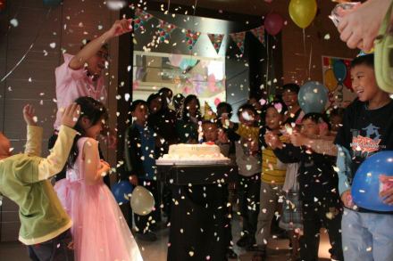 高雄生日派對魔術表演+遊戲互動+爆破氣球 (21)
