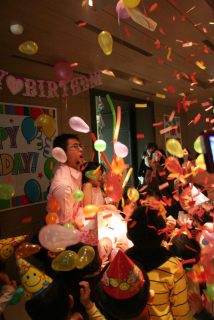 高雄生日派對魔術表演+遊戲互動+爆破氣球 (4)